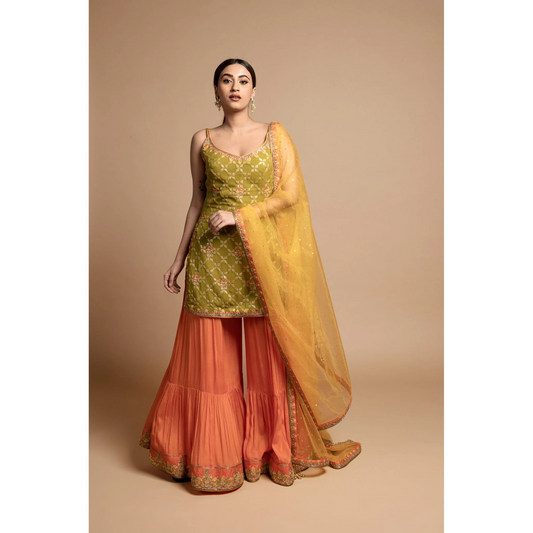 A Guide to Adorning Shararas and Ghagras to Stay in the Vogue