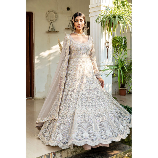 Kurta Sets vs Kurta Lehenga Sets for Women: Know the Difference